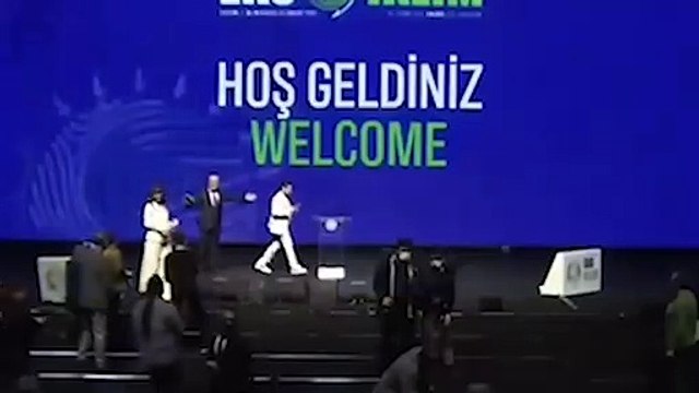 Kenan Doğulu: Bu kadar bürokratı yakalamışken müzik yasağının kalkmasını rica ediyorum