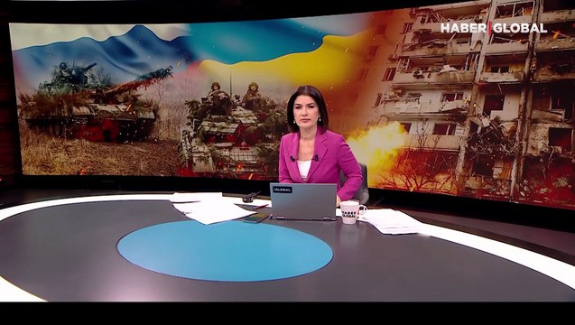 Ukraynalı siviller ölüm tehlikesini hiçe saydı, mayınlı köprüden geçtiler