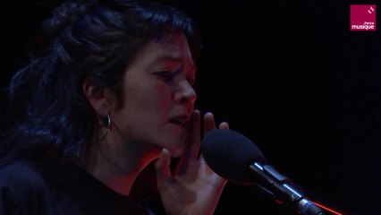 Lola-Lý Canac et Clément Doumic : À moitié-chiens