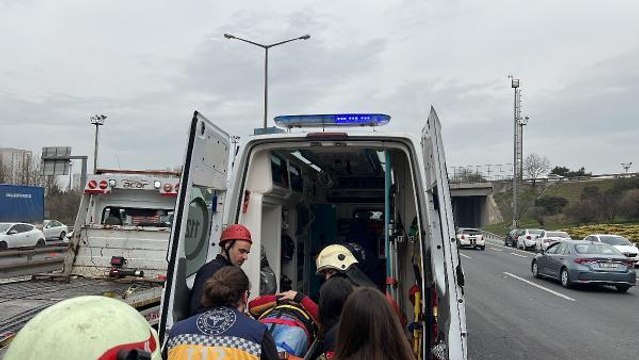 Son dakika haber! TEM OTOYOLUNDA ZİNCİRLEME TRAFİK KAZASI 3 KİŞİ YARALANDI