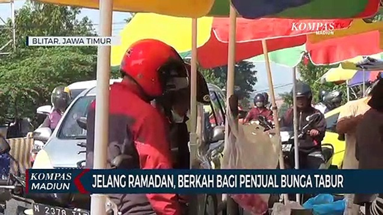 Jelang Ramadan, Berkah Bagi Penjual Bunga Tabur