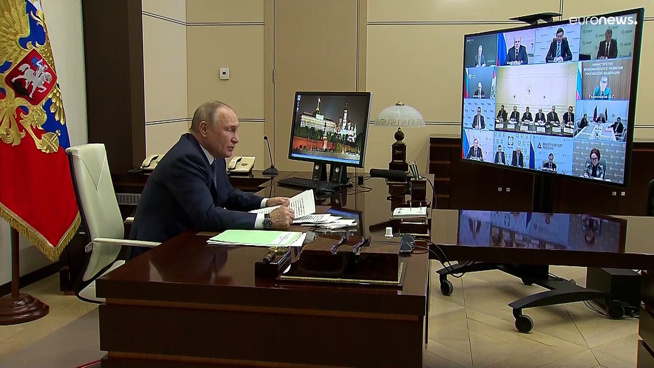 Putin liefert gas an "unfreundliche" länder nur gegen rubel - ab morgen