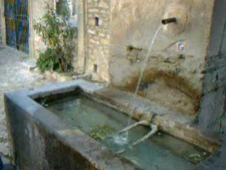 Fontaine de Vaison la romaine