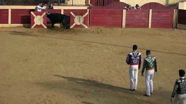 27.03.2022 Le Houga Ganaderia Dussau Cuadrilla Alexandre Brethes Présentation 2022 2e Partie