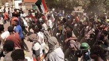 مقتل متظاهر في احتجاجات جديدة على الانقلاب والغلاء في السودان