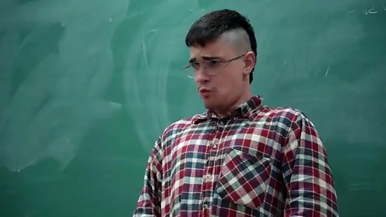 Plataforma per la Llengua equipara ir borracho con pasar del catalán al castellano en clase