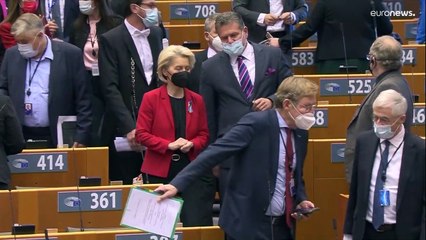 Mosca risponde alle sanzioni: vietato l'ingresso ai leader Ue