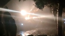 حريق سيارتى نقل بجوار مقهى فى الغربية والسيطرة على النيران