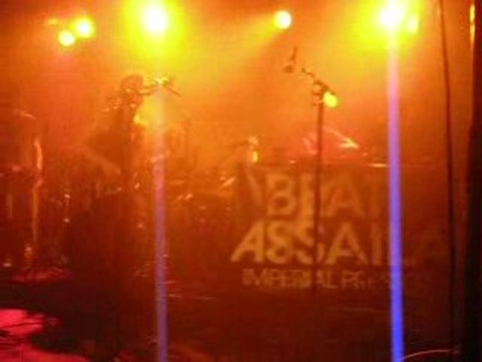 Max Pinto (saxo) VS DJ Pfel (platines) - Beat Assailant