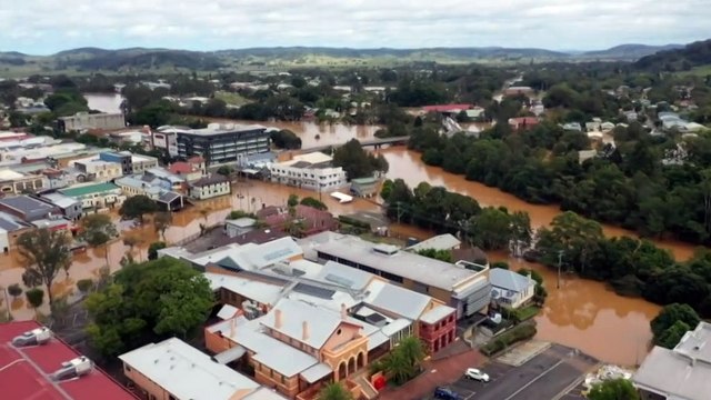 21,000 people still under evacuation in Northern NSW