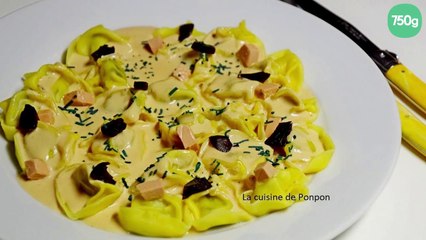 Tortelloni à la mousse de foie de canard, ail noir et spiruline