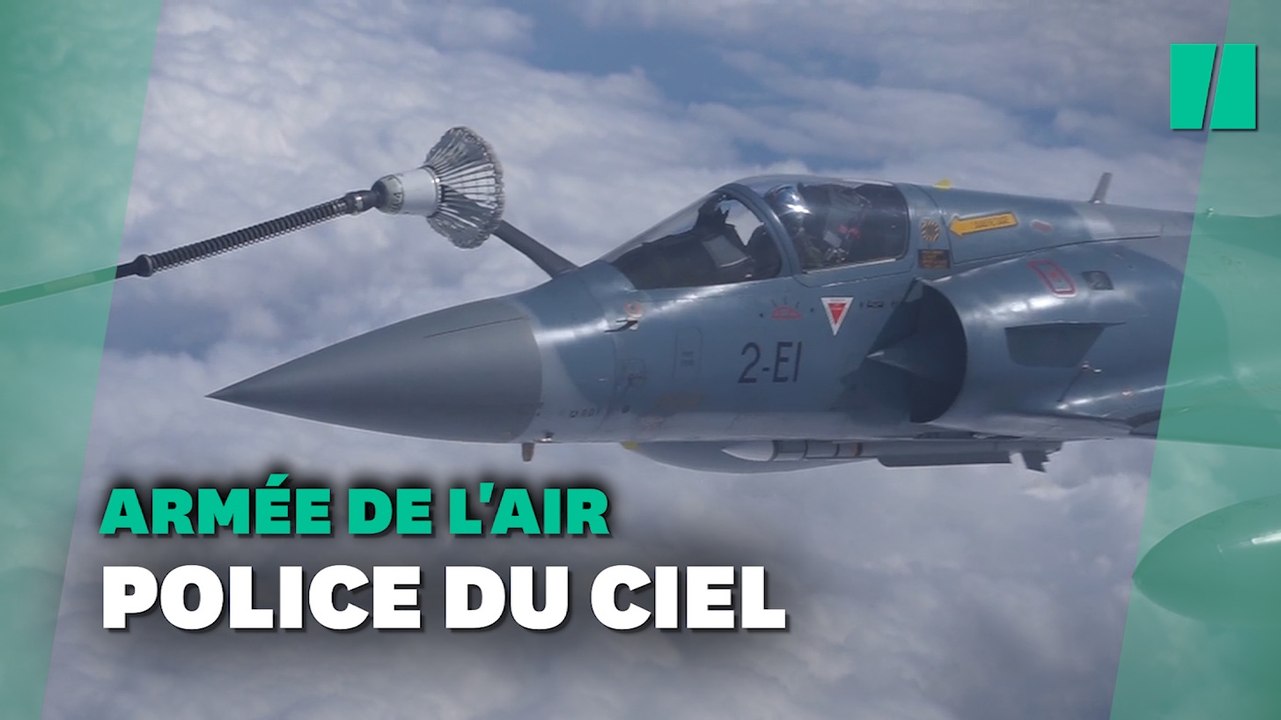 Ukraine: l'armée française ravitaille des avion...