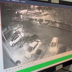 ¿Seguro que tu carro está cerrado? Video muestra otra forma de robar a vehículos 3/3