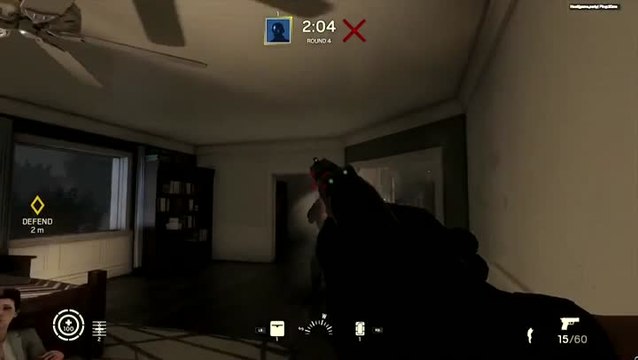 Tom Clancy's Rainbow Six Siege : Couverture, lean et navigation