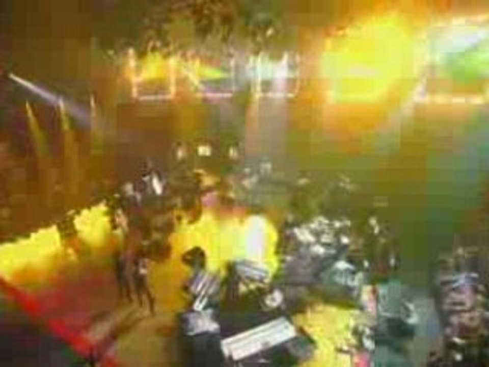 Avril Lavigne - All The Small Things