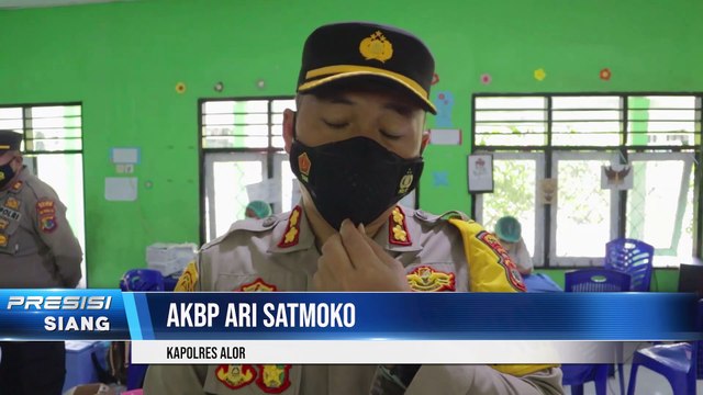 Polres Alor meninjau langsung pelaksanaan Vaksinasi di SD GMIT 27 mebung Kec. Alor
