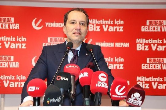 FATİH ERBAKAN: ERBAKAN HOCAMIZ, ASLA AMA ASLA CHP'YLE BİRLİKTE OLMAZDI