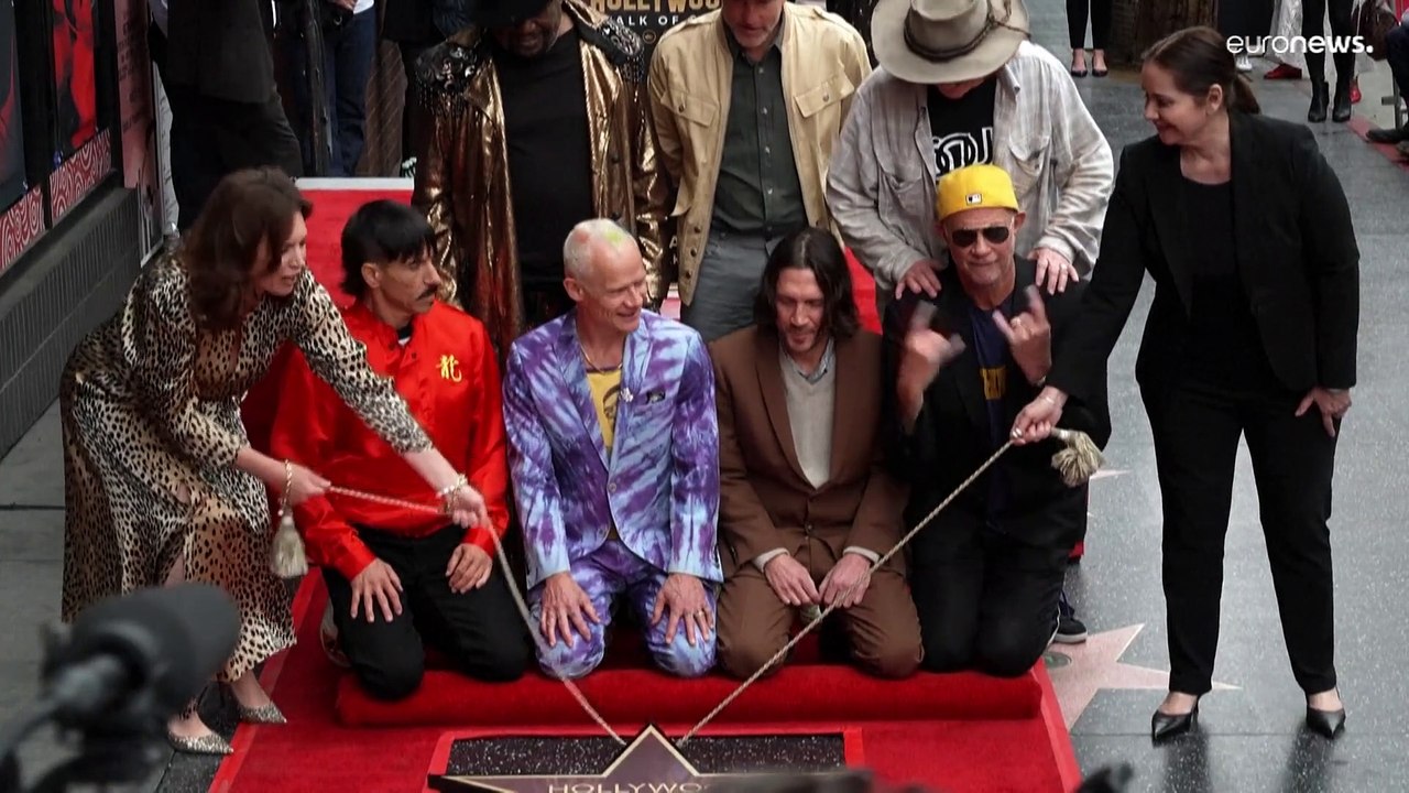Red Hot Chilli Peppers com estrela no 'Passeio da Fama' em Hollywood