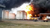 Ucrânia bombardeia depósito de gasolina na Rússia