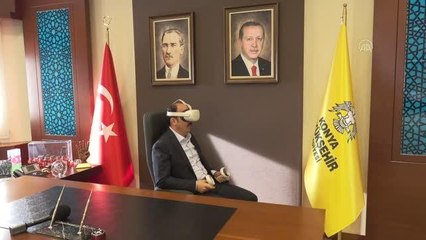 Konya Büyükşehir Belediyesi yöneticileri "sanal ortamda" istişarelerde bulundu