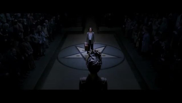 Les Animaux Fantastiques - Bande Annonce Officielle VF - Eddie Redmayne.mp4