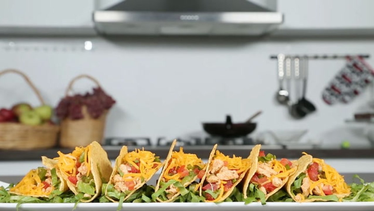 طريقة عمل التاكو بالدجاج بالصور