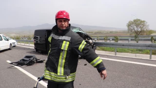 Son dakika haber... Selami Sahin'in oğlu Emirhan Şahin trafik kazasında yaralandı