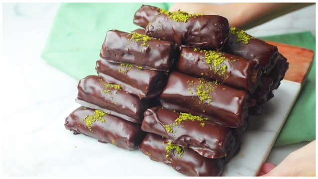 حلى بعجينة الجلاش سهل وسريع