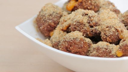 طريقة عمل كرات اللحم بالجبن