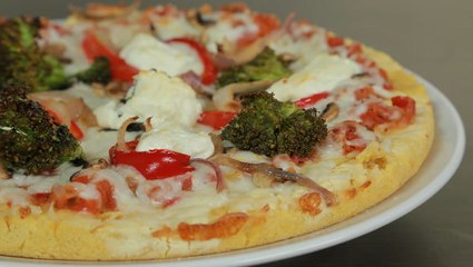 طريقة عمل بيتزا الخضار بالبروكولي