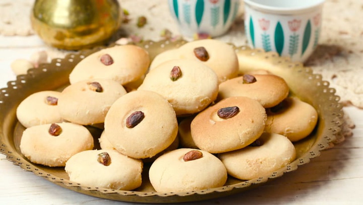 طريقة عمل حلى الغريبة