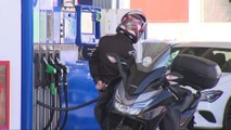 Conductores celebran el descuento de 20 céntimos sobre el precio del carburante