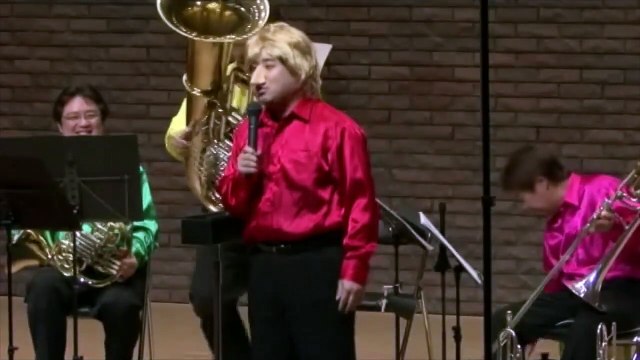 Funny!! Flight of bumblebee / Rimsky-Korsakov