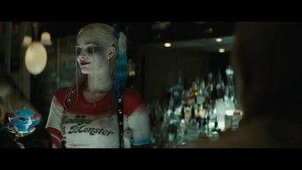 Suicide Squad : Instant musical accoudé au bar avant la castagne