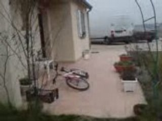 Flocon est sorti dehors