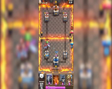 Clash Royale : Démonstration Deck méta Arène 9 Géant - Prince, version Gardes & Esprits de glace