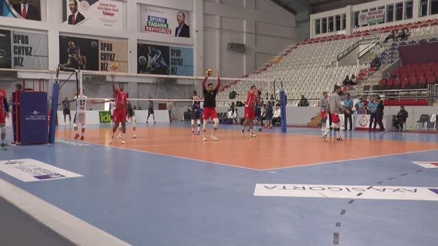 Voleybol: AXA Sigorta Efeler Ligi