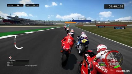 MotoGP 17 voyage à travers le temps
