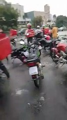 Entregadores barram a retirada de pedidos em dia de protestos por BH