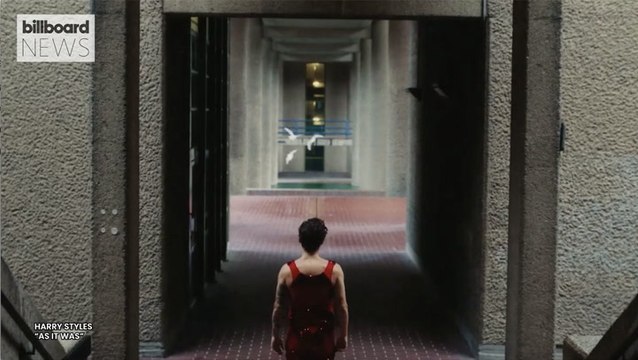 Harry Styles New Single 'As It Was' Debuts At No.3 On the Hot Trending Songs Chart | Billboard News