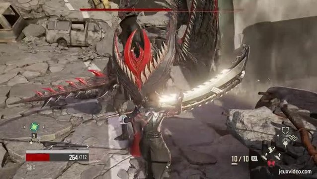 Code Vein : Mort en chaîne contre un boss