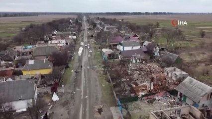 Kiev'e bağlı Andriivka köyünde evler harabeye döndü