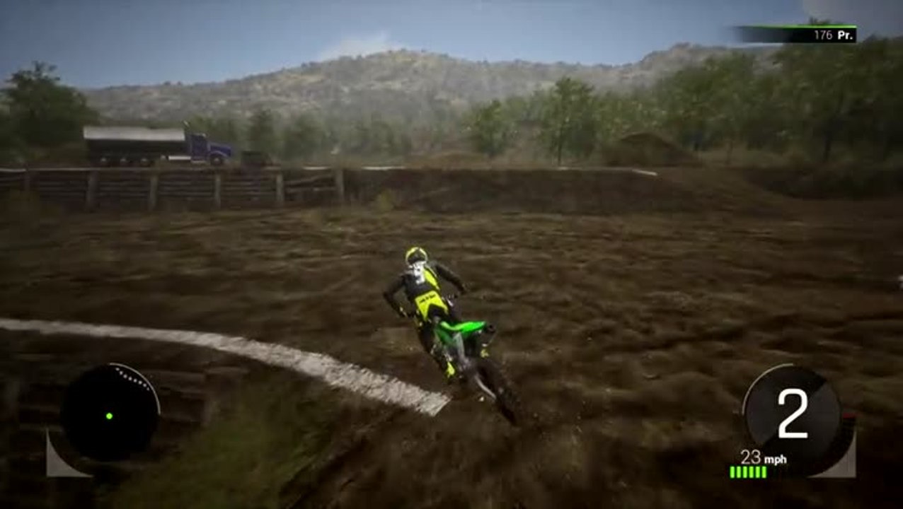 Monster Energy Supercross 2 met les roues dans la boue