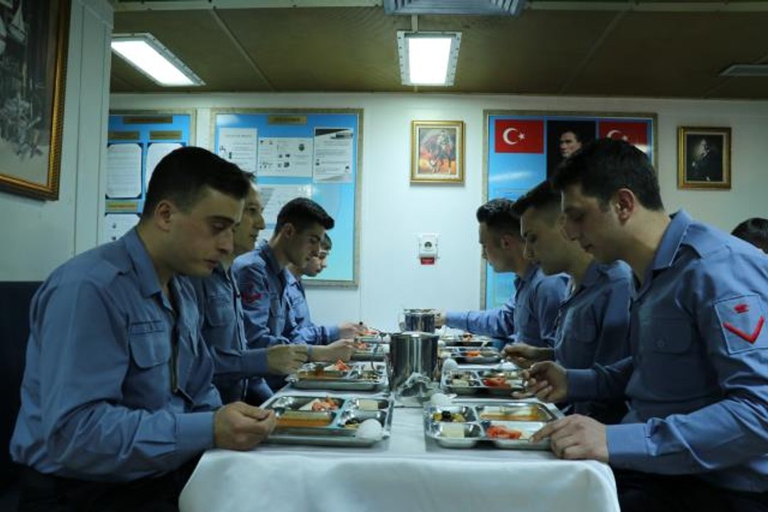 Mavi vatan nöbetinde ilk sahur heyecanı