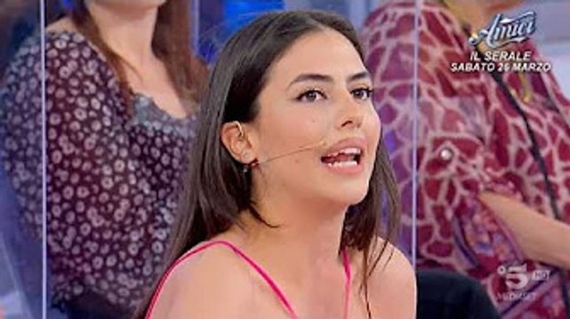 Anticipazioni Uomini e Donne oggi: l'ex di Ida Platano ci prova con Federica Aversano Si chiuderà co