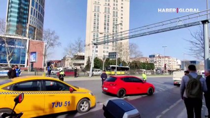 Büyükdere Caddesi'nde yön tabalesi tehlikesi trafiği felç etti