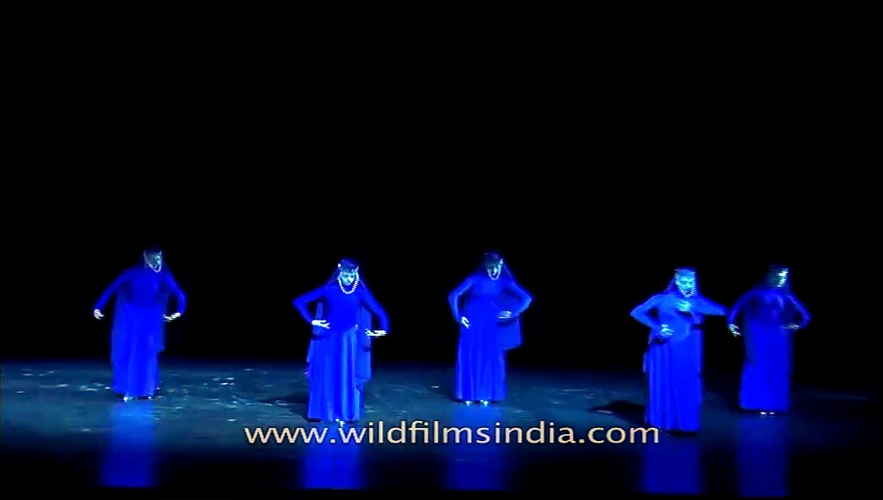 A spectacular display of Armenian folk dance