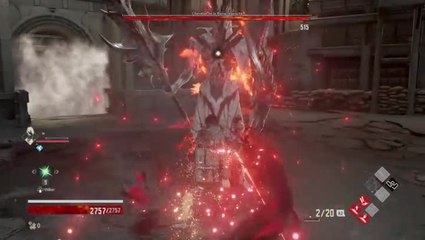 Code Vein, combat de boss contre le Chevalier de la Reine Ressuscité