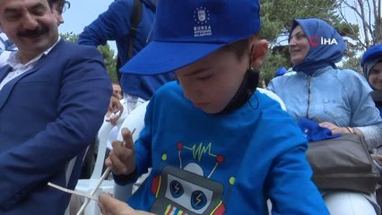 Otizmle mücadelede yüzler gülüyor