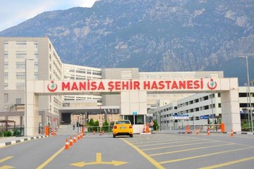 Son Dakika | Selami Şahin'in kazada yaralanan oğlu Emirhan'a göğüs tüpü takıldı